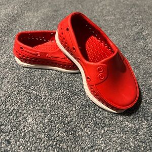 Native Kids Water Shoes in Vibrant Red and White
